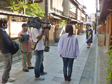 テレビCMに出演